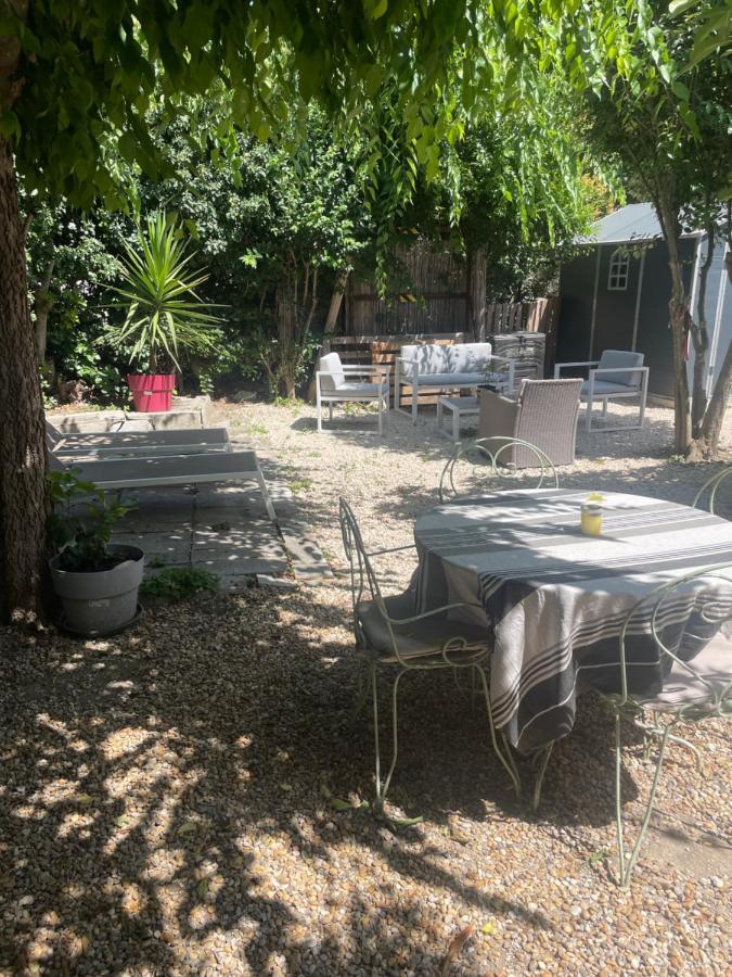 Appartement Avec Jardin En Ville ลีล-ซูร์-ลา-ซอร์ก ภายนอก รูปภาพ